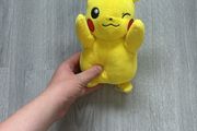 Pokemon pikachu plushy