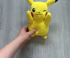 Pokemon pikachu plushy