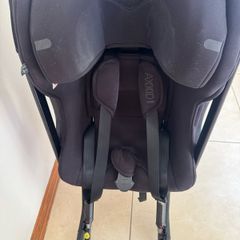 Axkid One ISOFIX rear facing car seat 0-7 years
