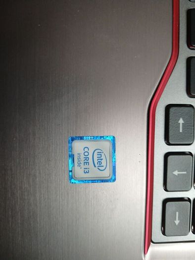 Laptop Lifebook E736
