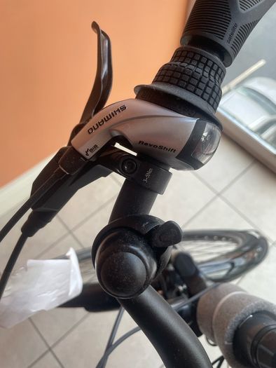 Trek Verve Electric Bike with lots of extra Accessories