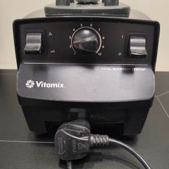 Vitamix base