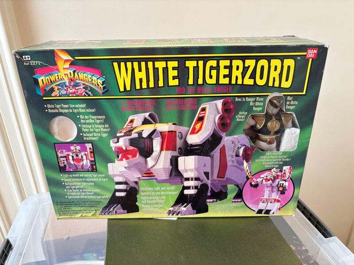 Power Rangers Tigerzord 1993 with box