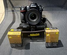 Nikon D4