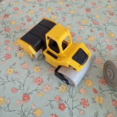 Cat roller
