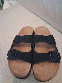 Ladies sandles