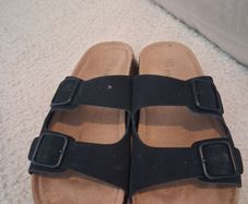 Ladies sandles