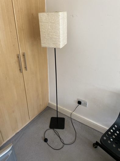 floor lamp