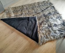 Faux fux throw/rug