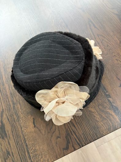 Ladies black pin stripped hat