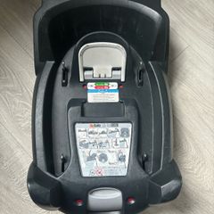 Be Safe iZi Go X1 infant car seat with isofix base