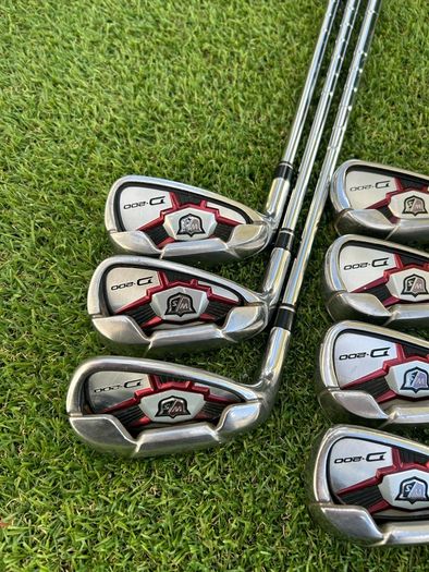 Full set of left handed golf clubs