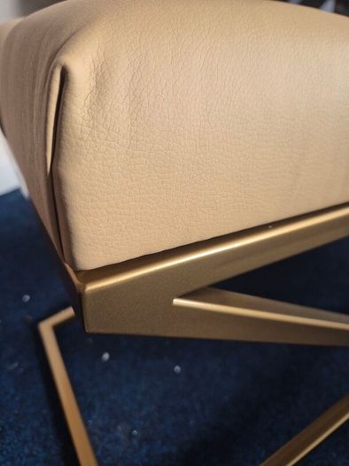 Luxury Chesterfield Bench  Gold Frame & White Tufted Upholstery 140cm