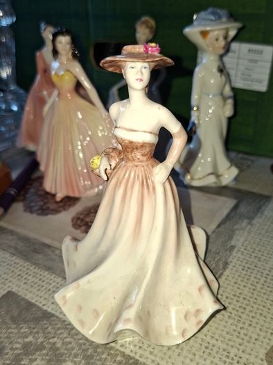 4 Beautiful Old Coalport Ladies, PRICE IS FOR 1 ONLY, Postage Available or Collection