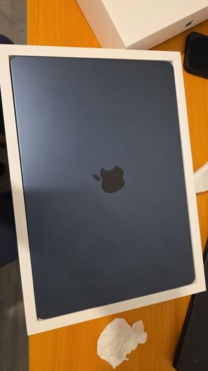 Macbook Air 24GB - 2024 M3