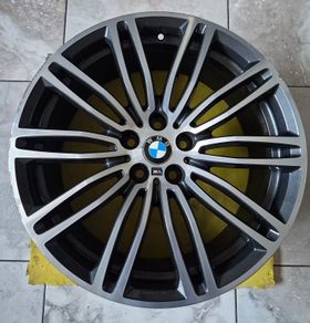 1 x Genuine BMW 5 Series G30 G31 19'' 664M (FRONT) Delivery