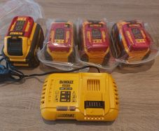 DEwalt. 18V XR Flex Volt 54v /9AH  batteries x 4 . DEwalt DCB/XR LI-ION  Fast Charger plus TSTAK box all are brand new