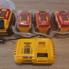 DEwalt. 18V XR Flex Volt 54v /9AH  batteries x 4 . DEwalt DCB/XR LI-ION  Fast Charger plus TSTAK box all are brand new
