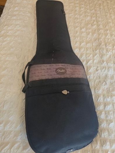 Fender Squier Stratocaster (Standard Series)
