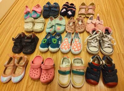 Girls shoes and sandals - 19 to 23 size