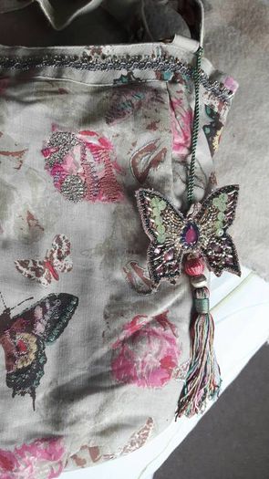Accessorise bag