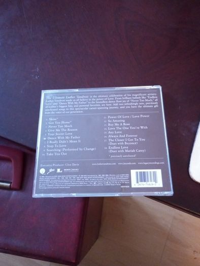 cd THE ultimate Luther vandross