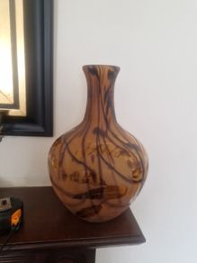 Glass vase
