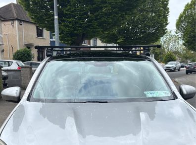 Roof rack bars and 360L (approx) roof box