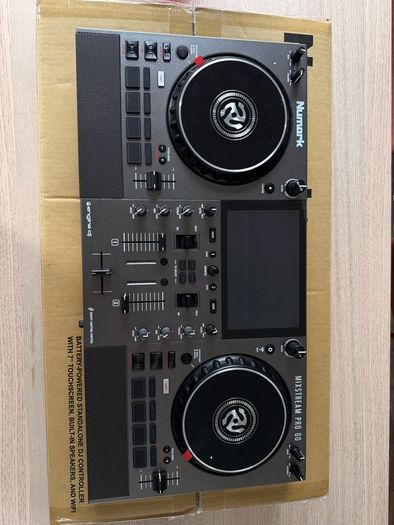 Numark Mixstream Pro Go Standalone DJ Controller  Like New / Boxed