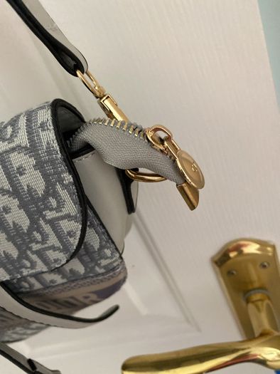 Beautiful inspired grey cross overt bag