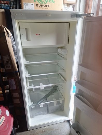Free fridge