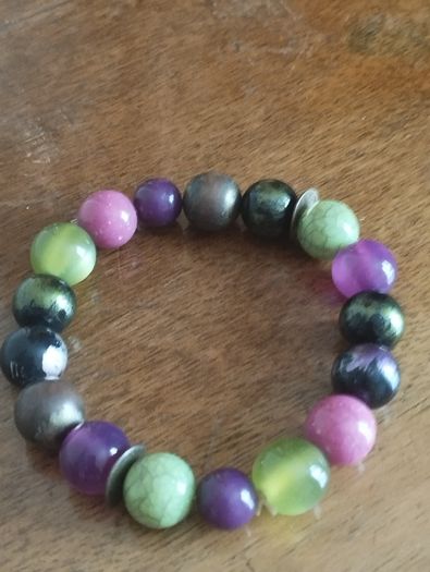 Vintage necklace and bracelet.