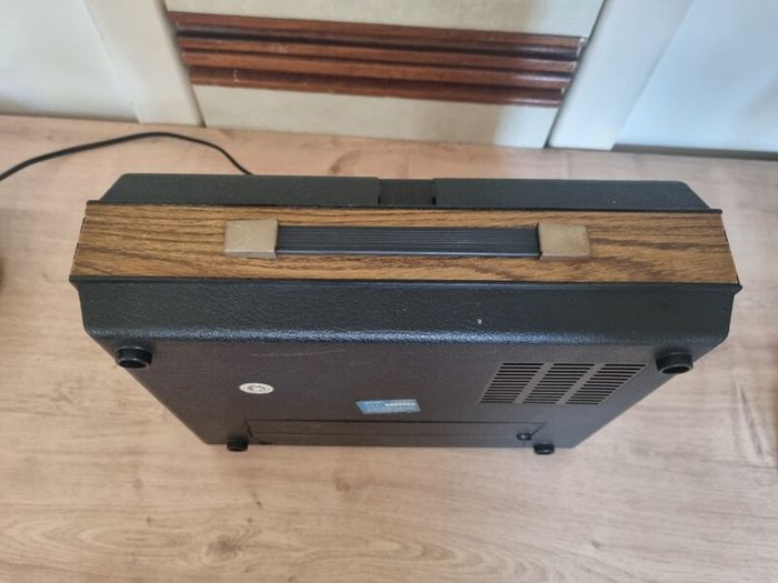 Fidelity HF42 Vintage Mini Portable Record Player