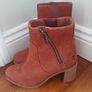 Ladies  Timberland boots Image 2