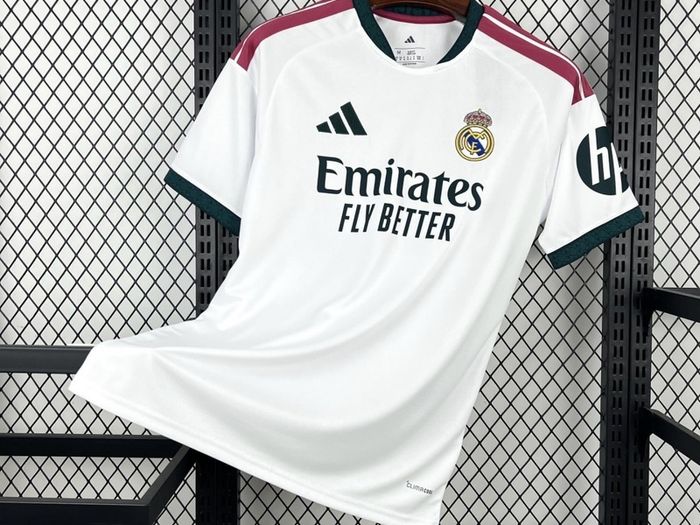 Real Madrid 2026/27 Jersey