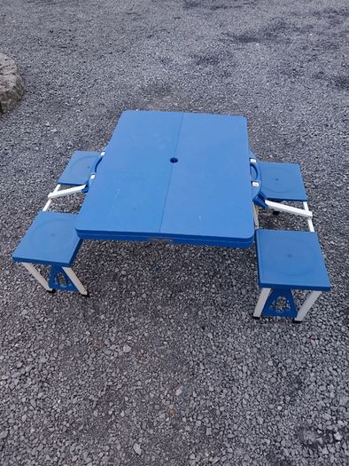 Foldable camping table and chairs