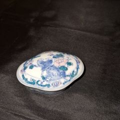 Vintage Chinese Trinket box