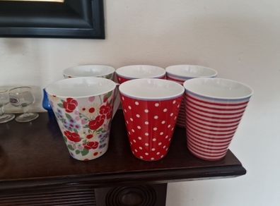 porcelain mugs