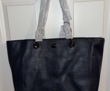 Bnwt Coach Turnlock Bag In Navy