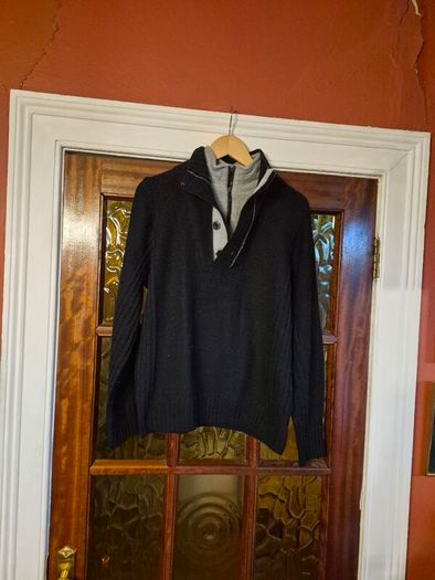 Dissident  Jumper