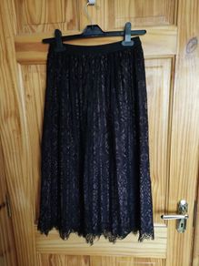 Lace midi skirt