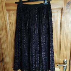 Lace midi skirt