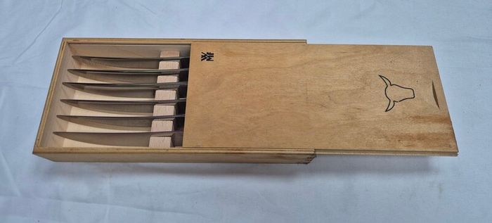 Steak knife set