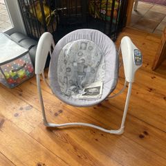 Graco Glider Lite Baby Rocker