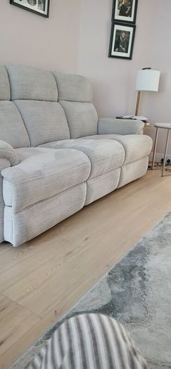 3 plus 2 sofas .
