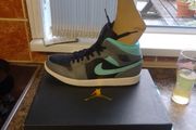 Air Jordan 1