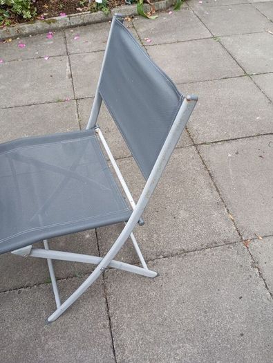 Garden table and two chairs