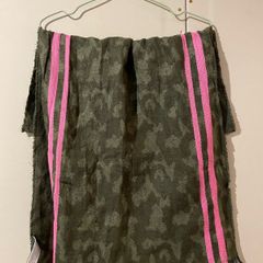 Free Scarves (2)