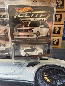 Hot wheels Elite 64 1990 Bmw 318i Touring