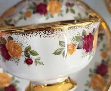 Arklow Fine Irish Bone China Cottage Roses Dining Set